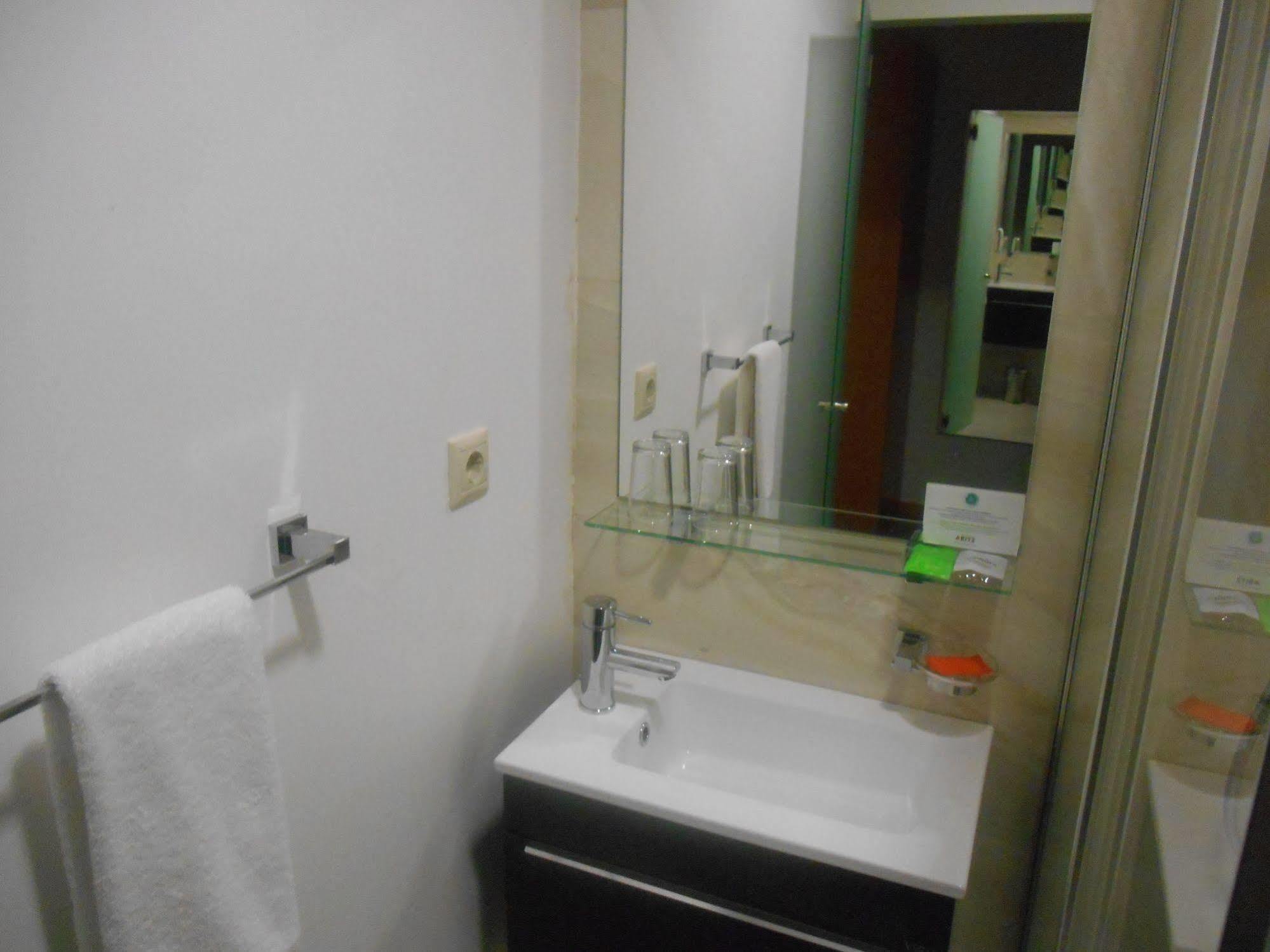 Hotel Ritz Capital Luanda Zewnętrze zdjęcie