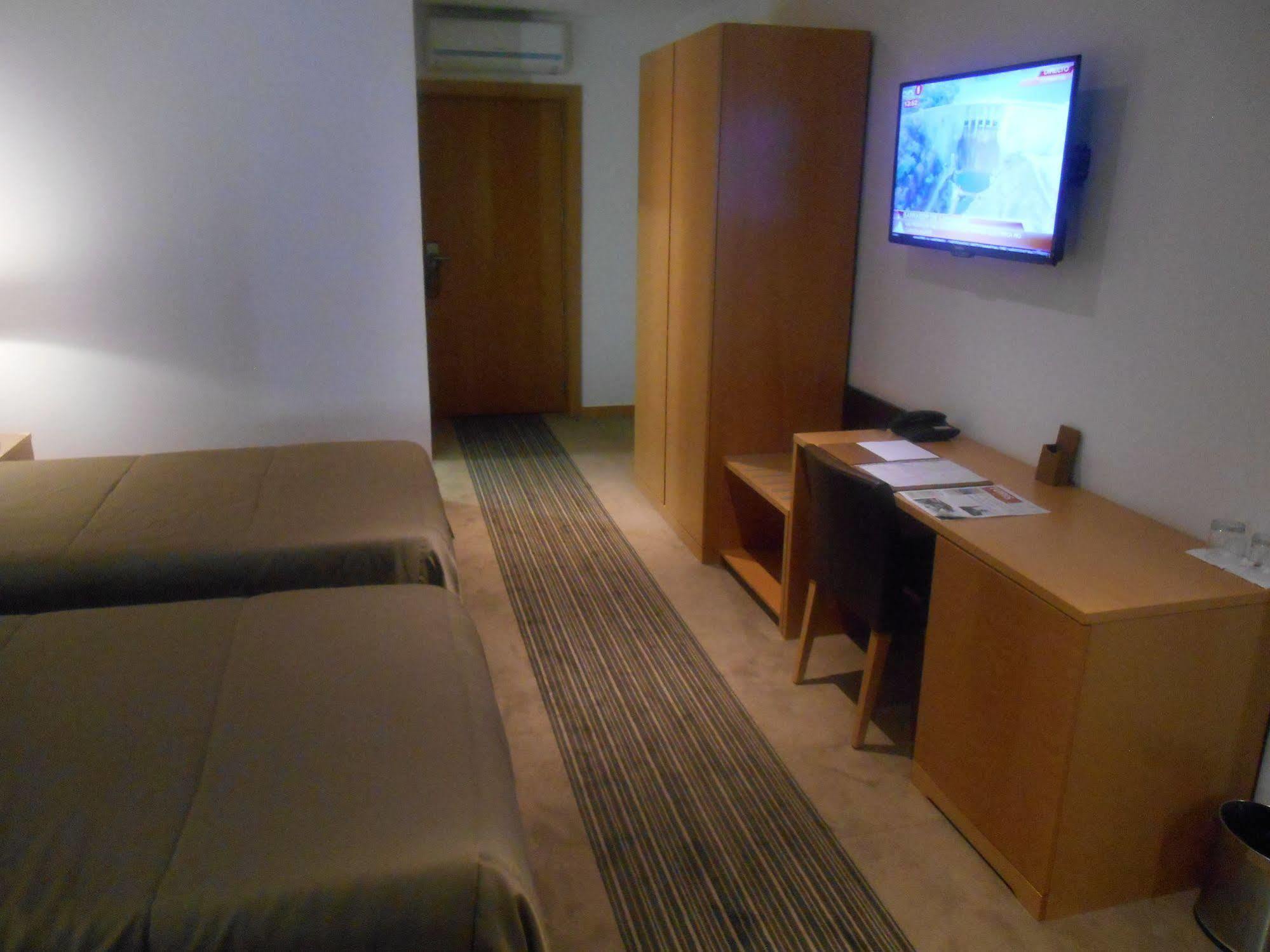 Hotel Ritz Capital Luanda Zewnętrze zdjęcie